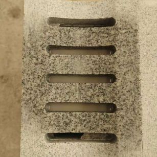 芜湖 芝麻白拉丝面花岗岩U型开槽排水槽