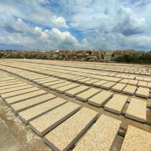 芜湖 黄金麻荔枝面花岗岩石材地铺石防护中