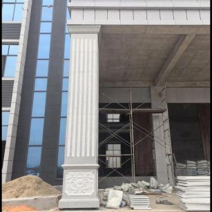 芜湖 芝麻白光面花岗岩门楼大柱（罗马柱）配雕花底座