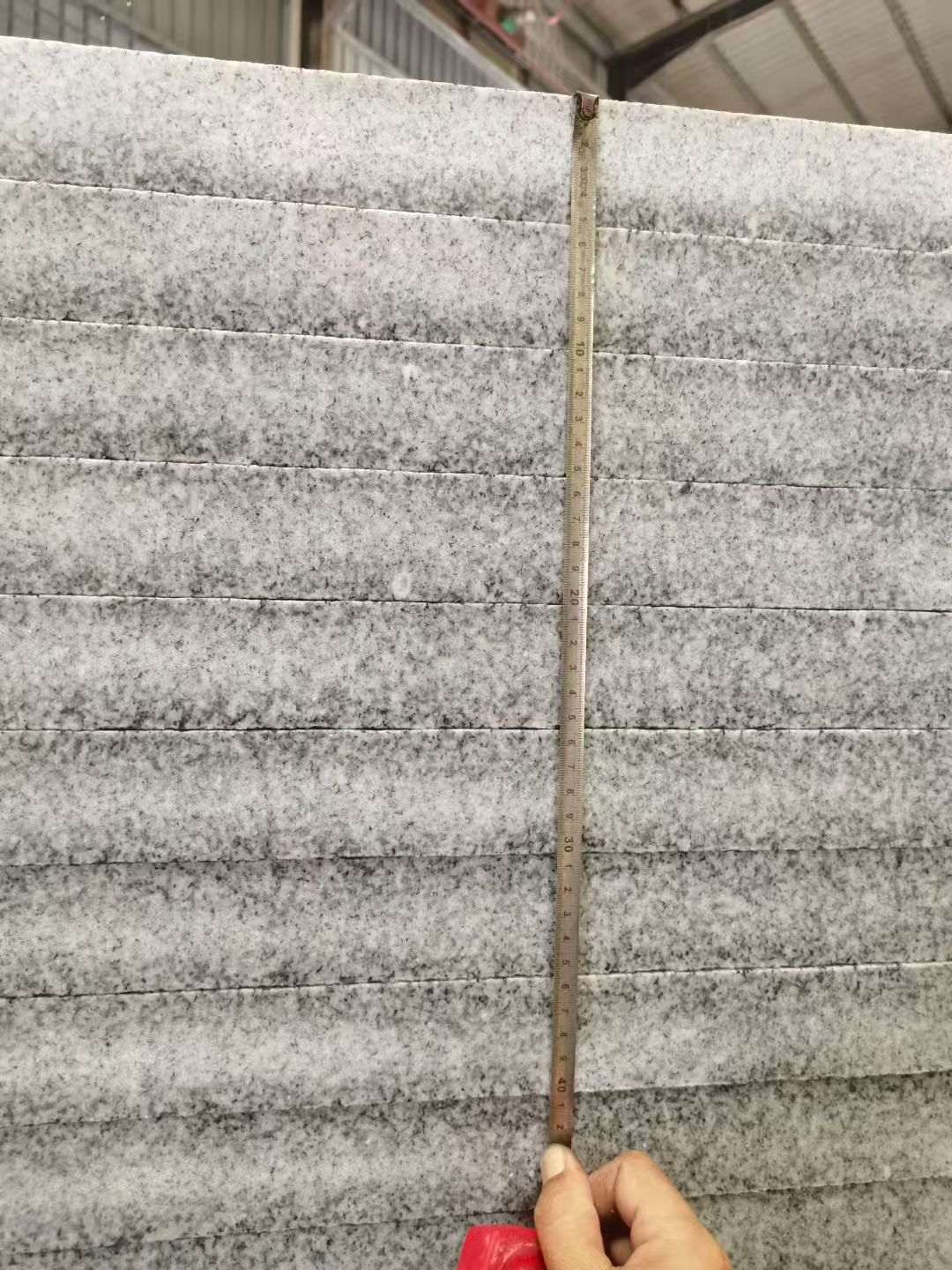 芜湖 芝麻白火烧成品厚薄均匀，B料价格接近A料质量