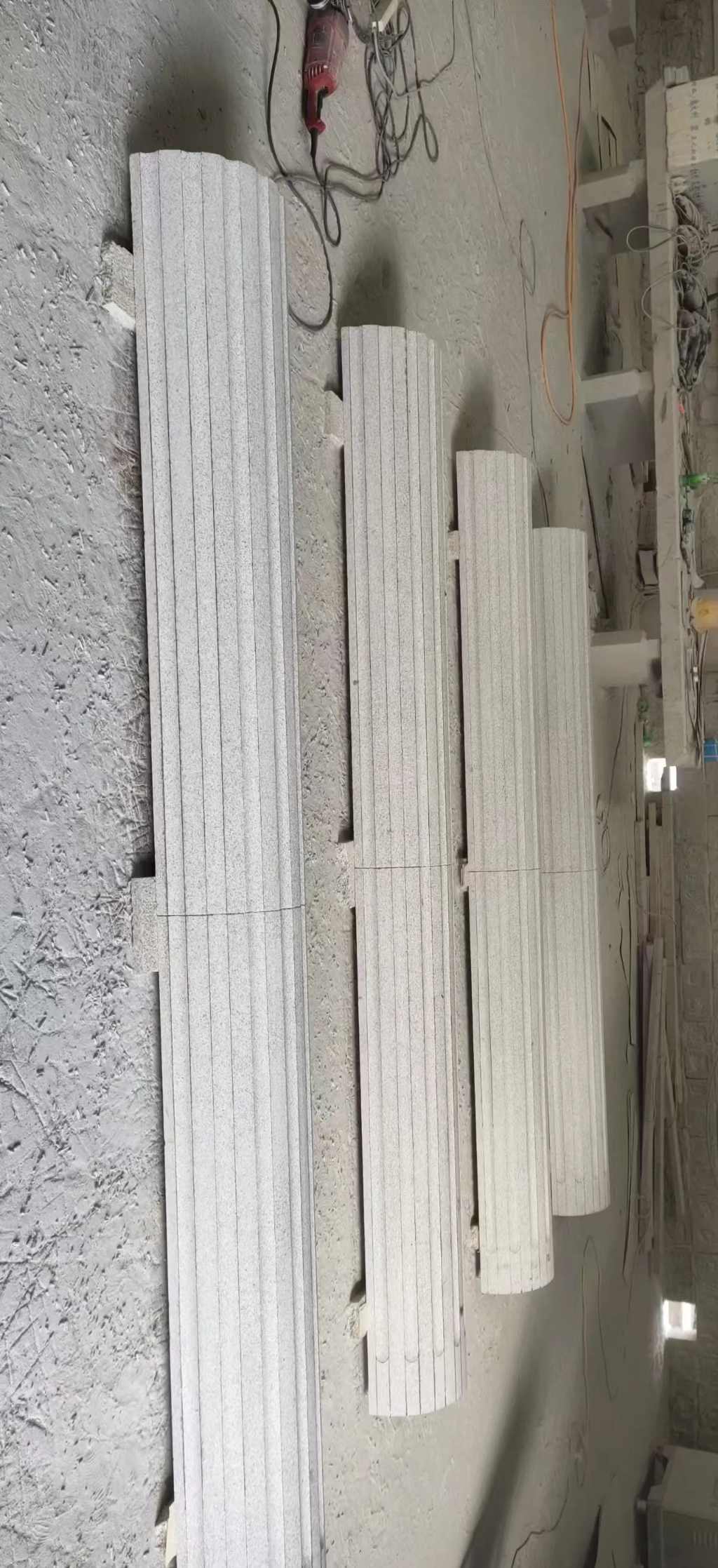 芜湖 花岗岩厂家带你看白麻花岗岩门楼大柱柱皮