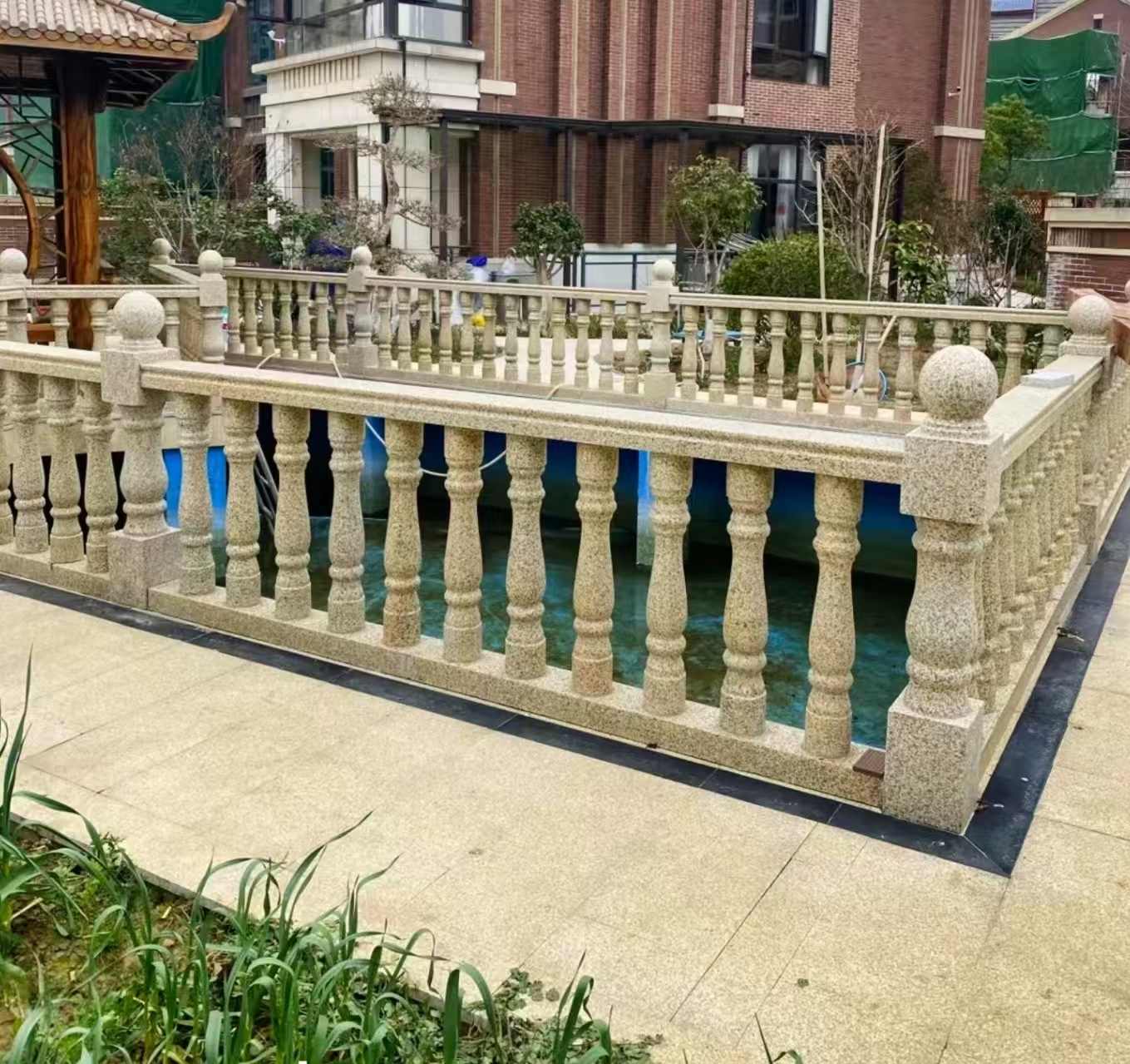 芜湖黄金麻花岗岩石材栏杆，扶手，将军柱，花瓶柱