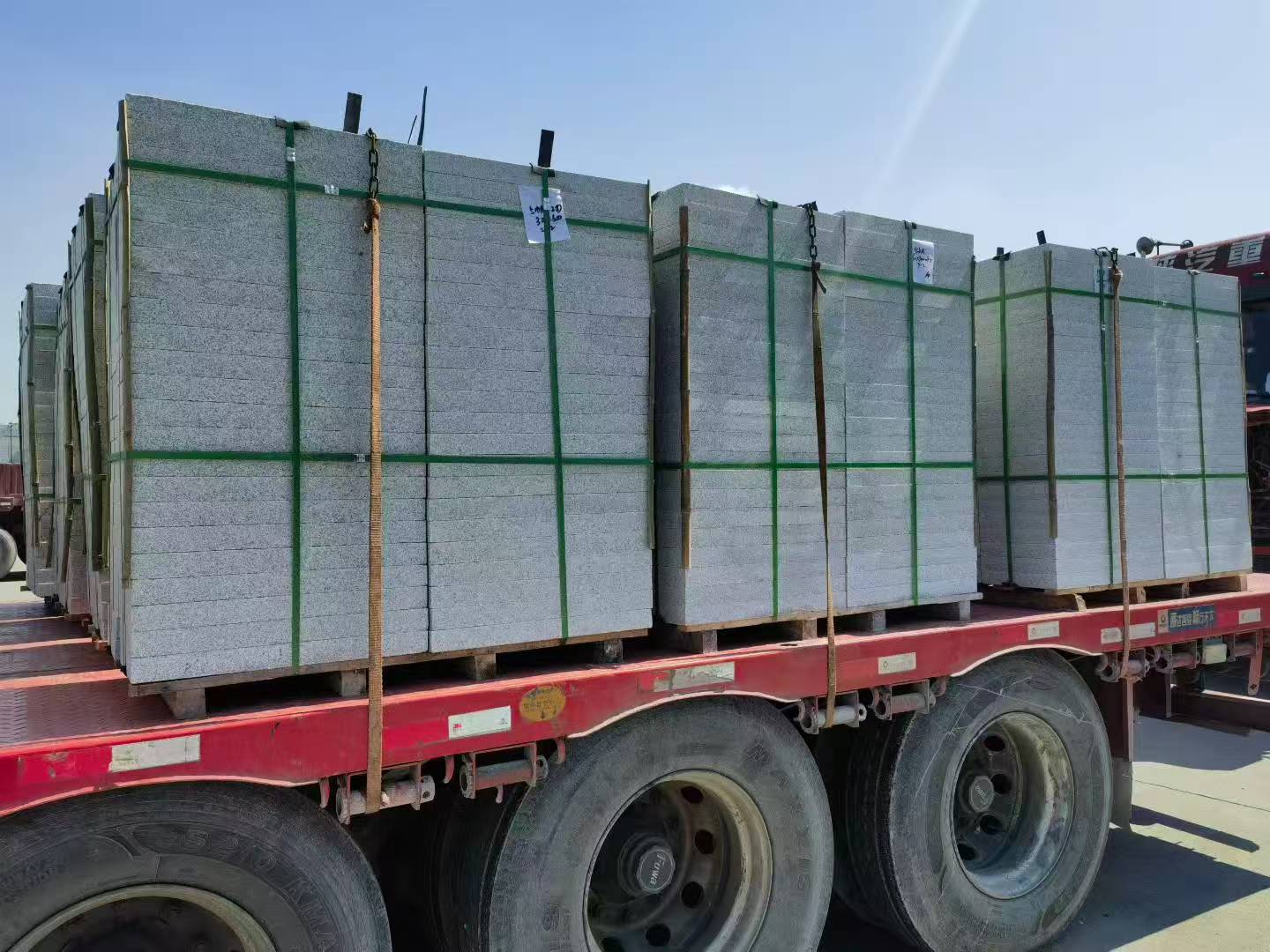 芜湖芝麻白花岗岩出货日常地铺石