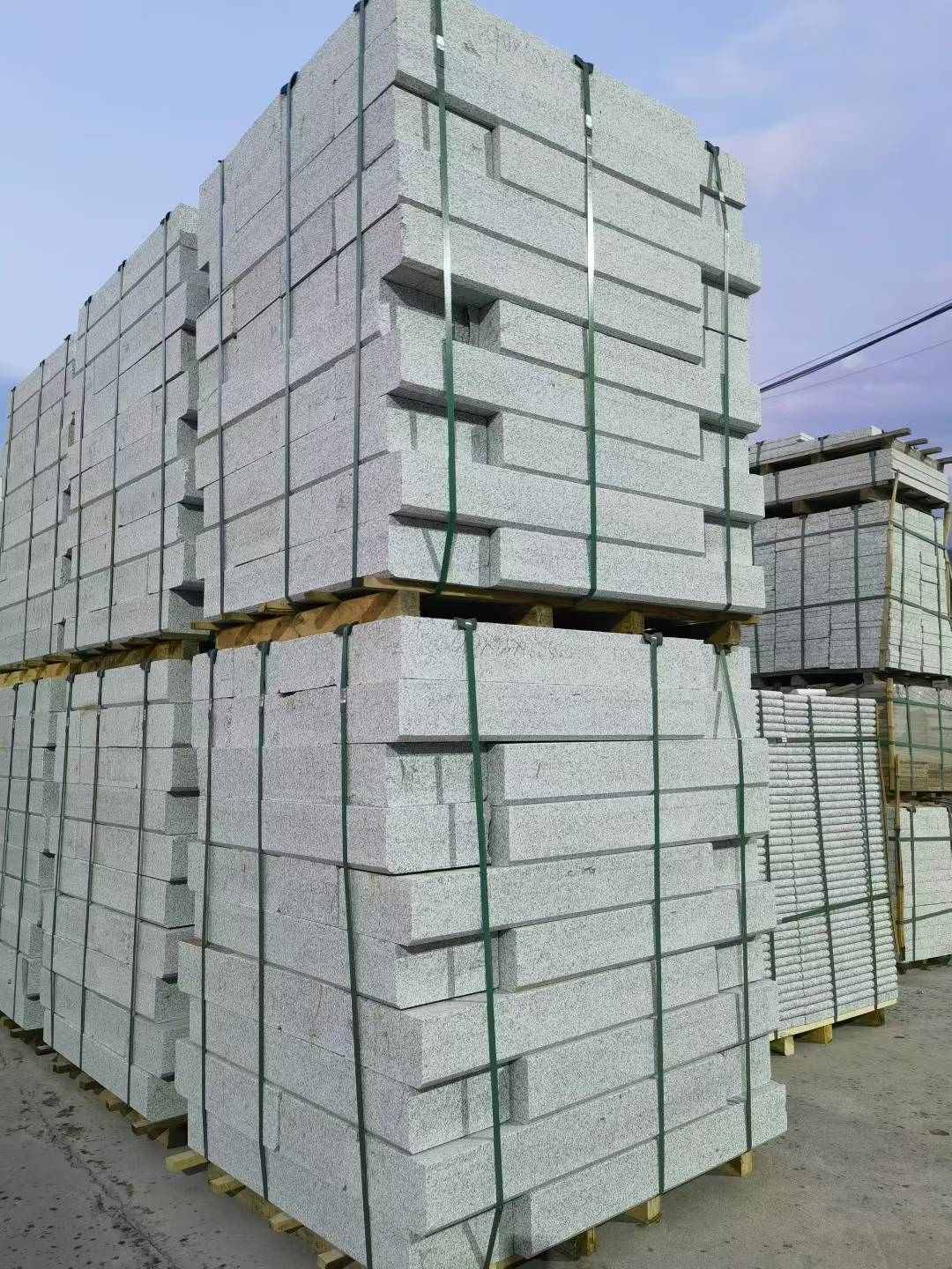 芜湖 芝麻白花岗岩路沿石，路缘石，路肩石，道牙，立缘石，马路牙子，街沿石，侧石等