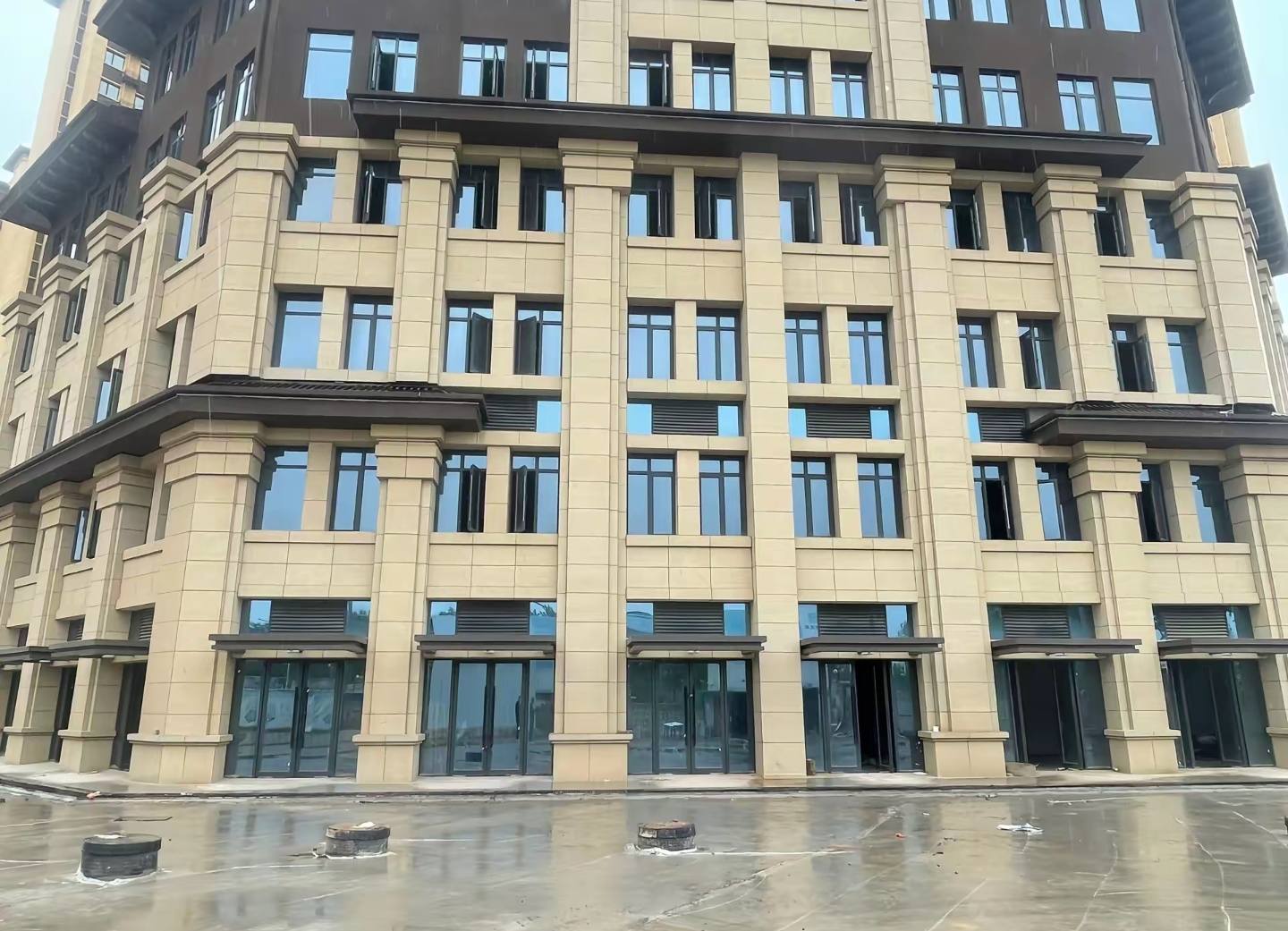 芜湖 黄金麻花岗岩荔枝面小区外墙干挂