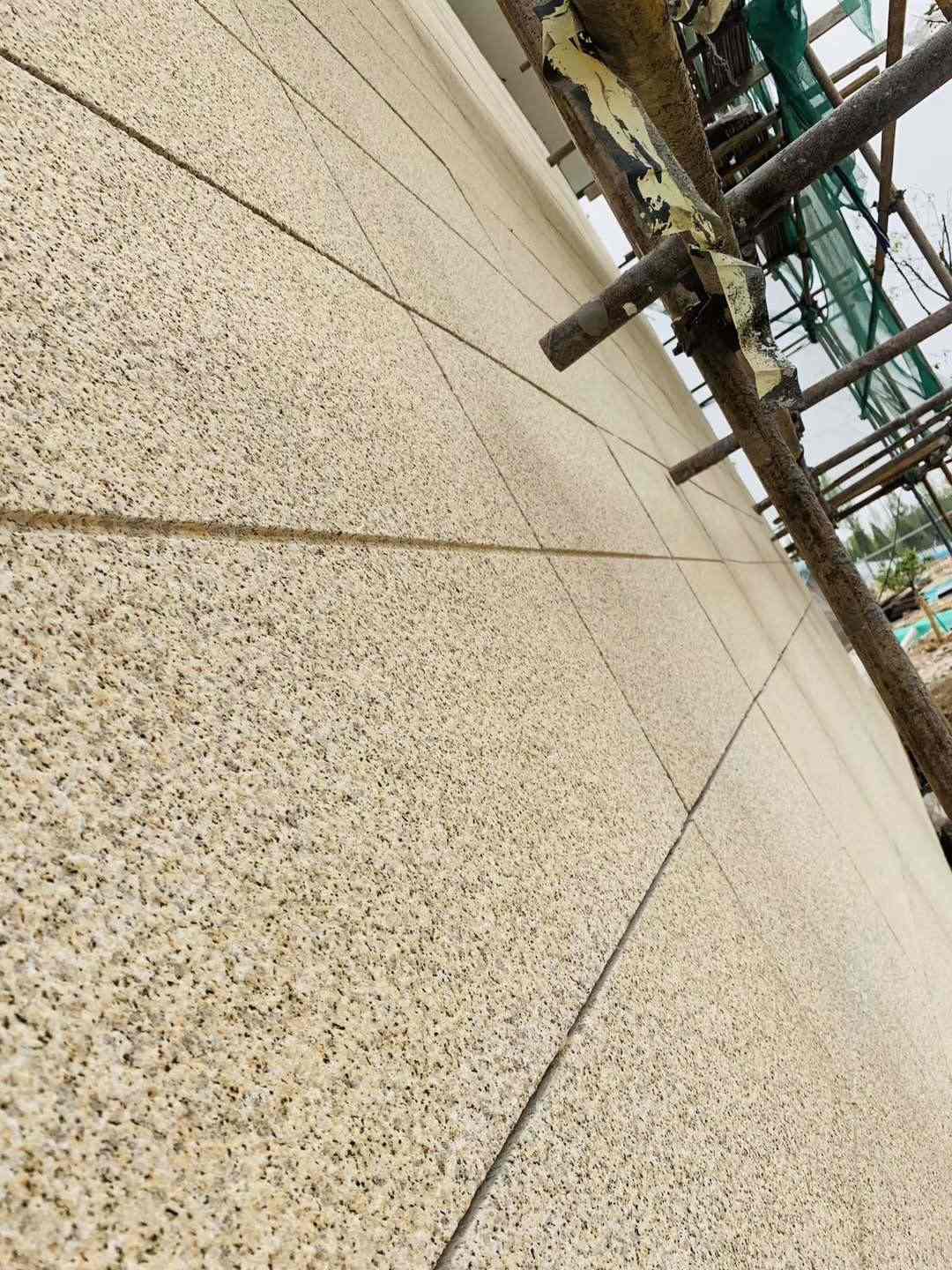 芜湖 黄金麻花岗岩荔枝面外墙干挂石材效果示例