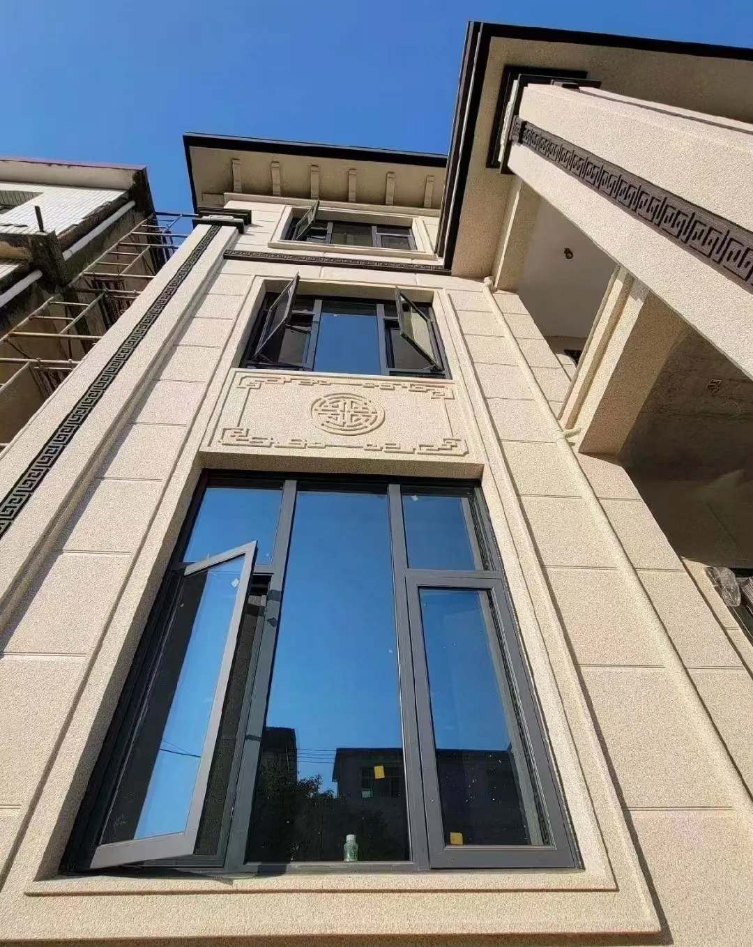 芜湖 黄金麻荔枝面别墅外墙干挂效果展示