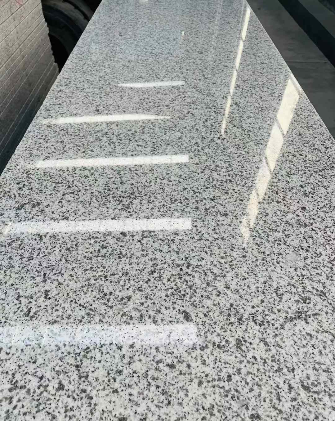 芜湖 白麻花岗岩光面毛板