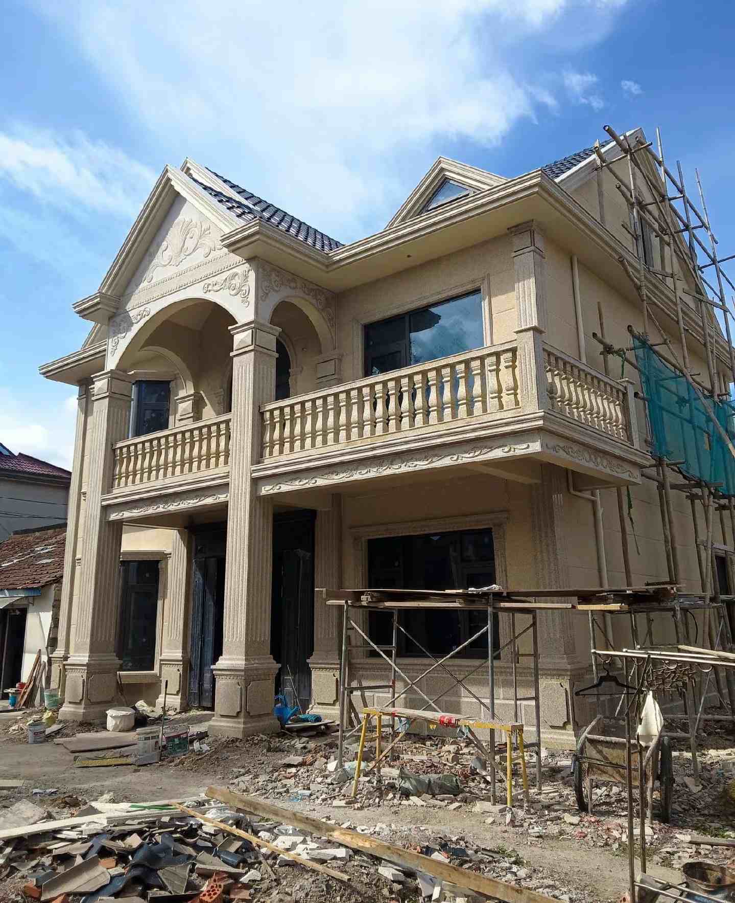 芜湖 黄金麻花岗岩石材私人别墅雕花门楼柱阳台栏杆