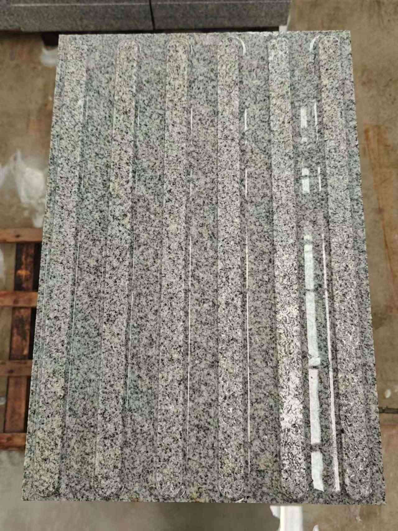 芜湖 芝麻白花岗岩荔枝面雕刻盲道，盲条