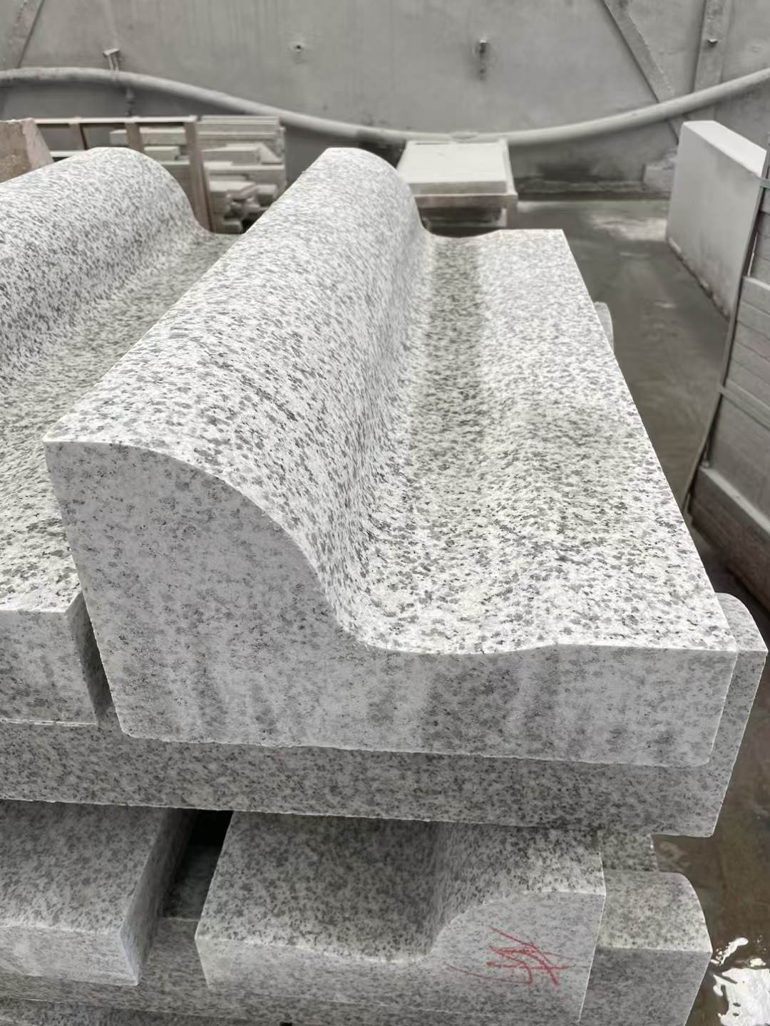 芜湖 白麻花岗岩S型路沿石，路侧石，马路牙子等